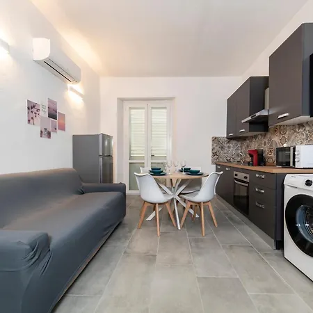 Apartment Relax In Centro, Mare Raggiungibile A Piedi Santa Teresa Gallura